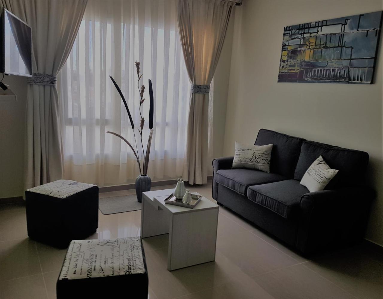 Illia 121 Apart Hotel Neuquén 外观 照片