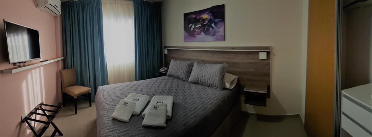 Illia 121 Apart Hotel Neuquén 外观 照片