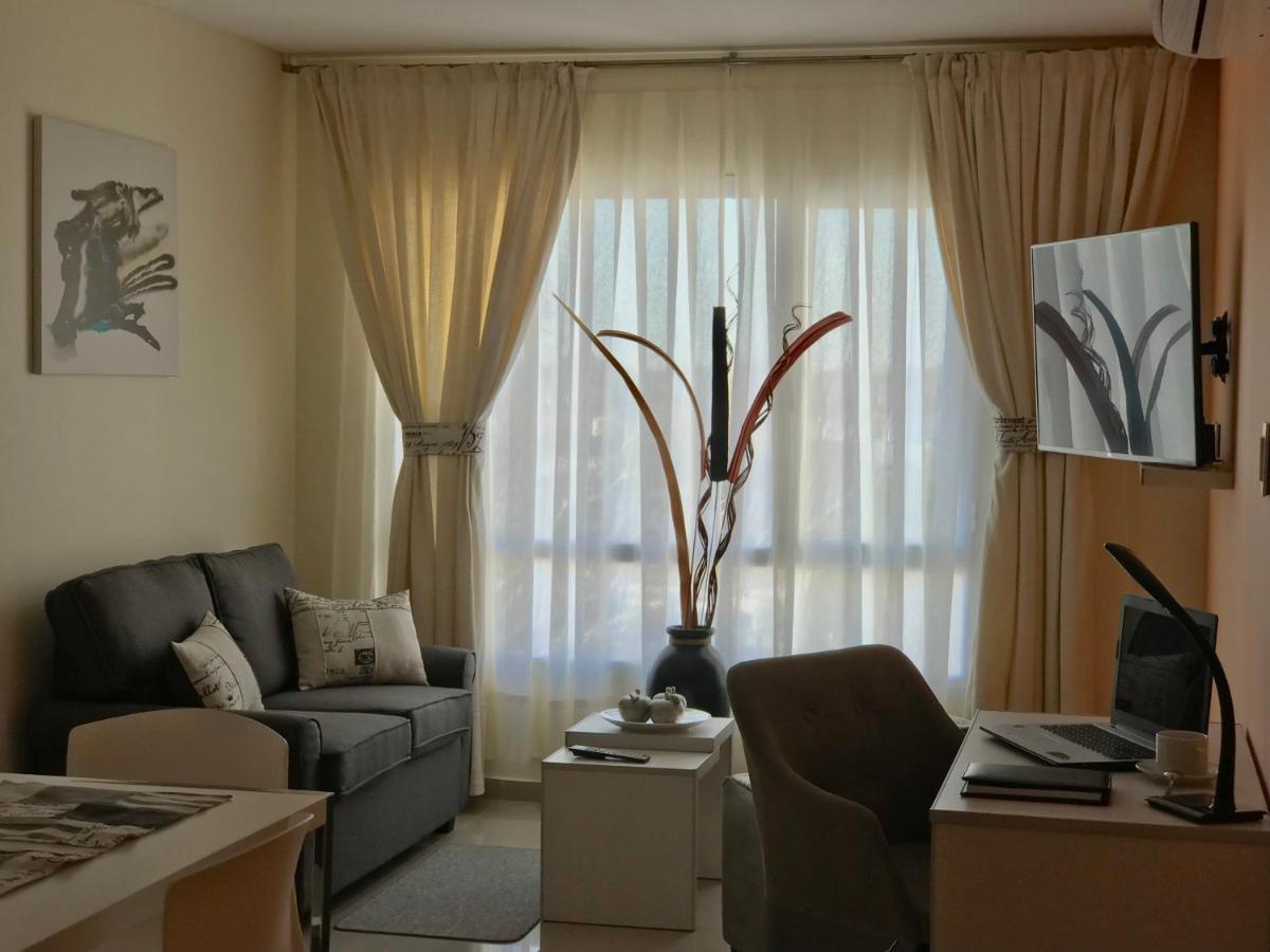 Illia 121 Apart Hotel Neuquén 外观 照片